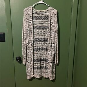 Faded Glory Black and White Knit Cardigan